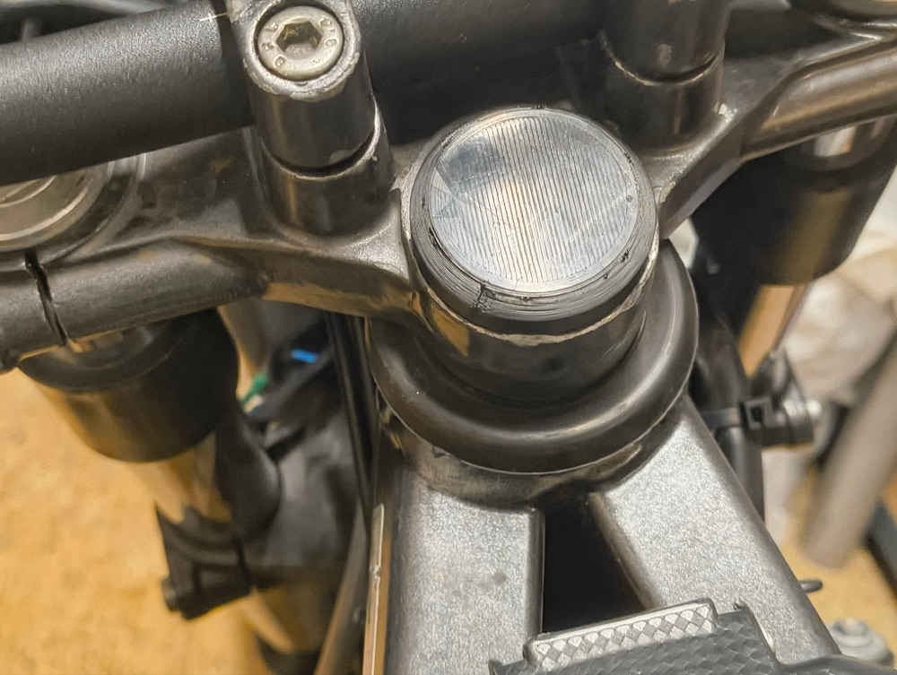 Motorlu Bisiklet Çatal Somunu Koruma Kapağı (Derbi Senda Xtreme Uyumlu)