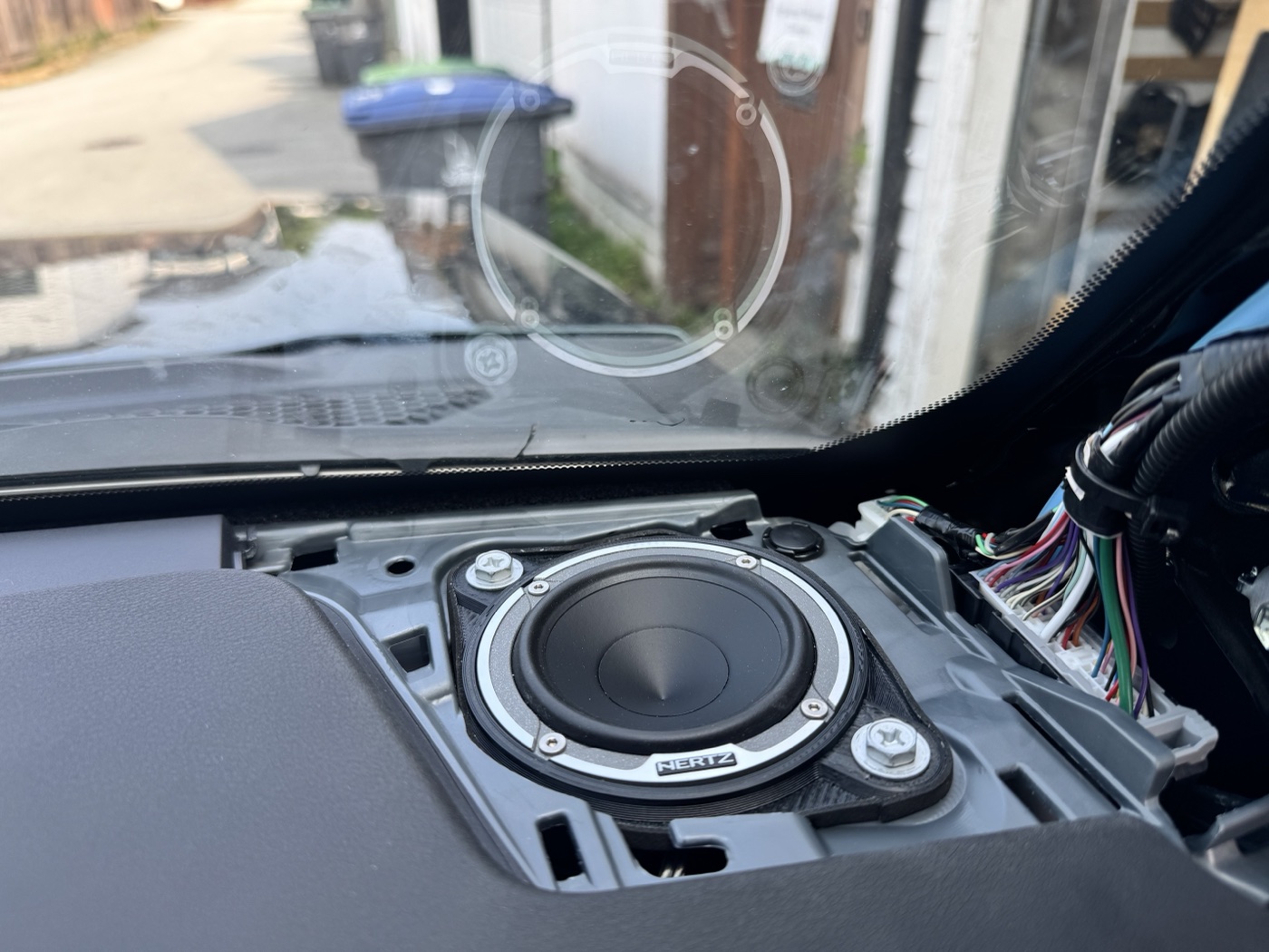 Hertz MP 70.3 PRO Hoparlör Adaptörü (Toyota Land Cruiser LC250) görsel 2