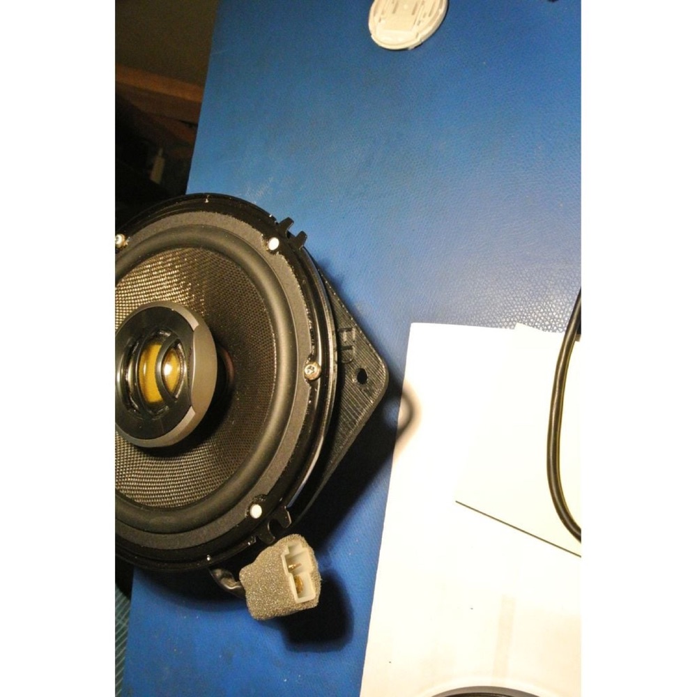 Subaru Ön Kapı Hoparlör Adaptör Plakaları görsel 2