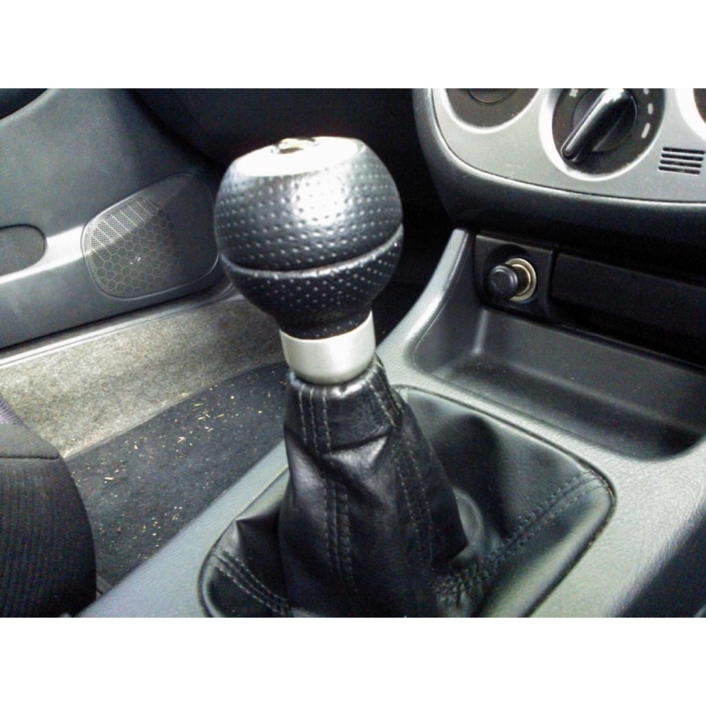 Subaru Impreza WRX Momo Vites Topuzu Adaptörü görsel 2