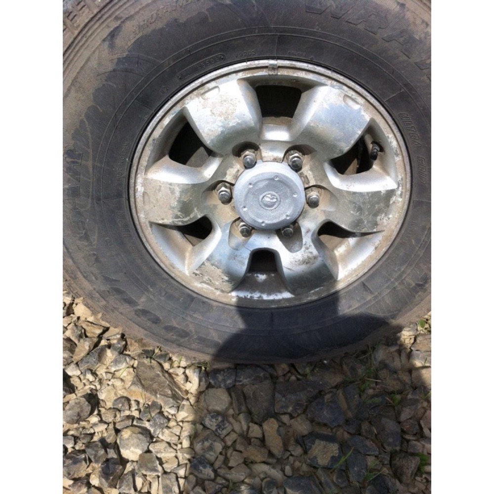 Nissan Terrano jant disk göbek kapağı