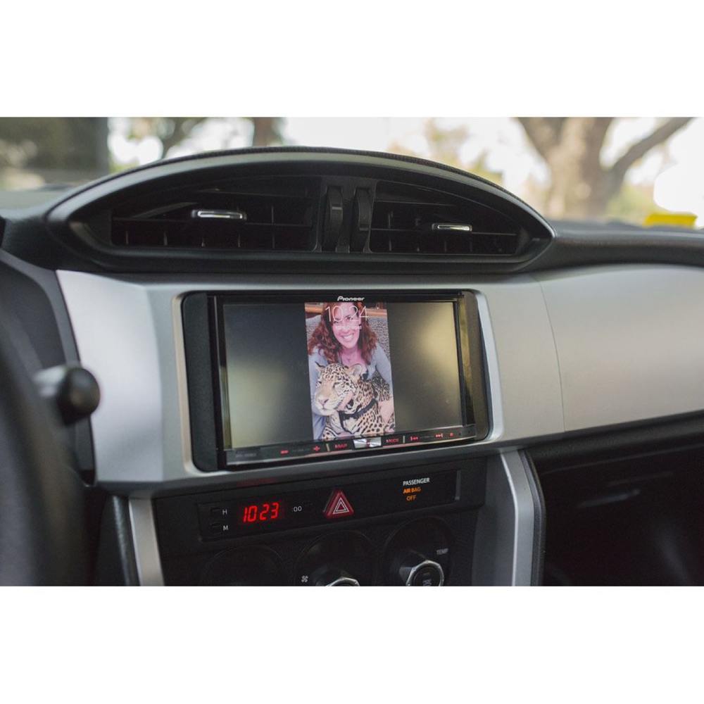 Subaru BRZ / Scion FR-S iPhone Dock görsel 3
