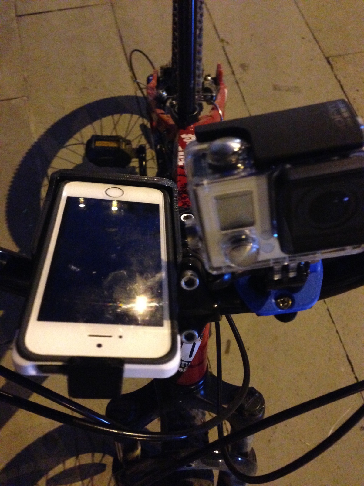 Bisiklet GoPro ve Telefon Universal Gidon Tutucusu görsel 3