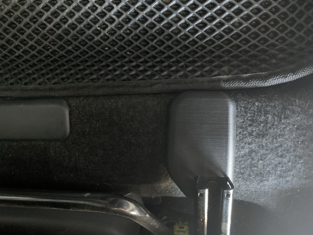 Toyota Auris Ön Koltuk Ray Kapağı görsel 2