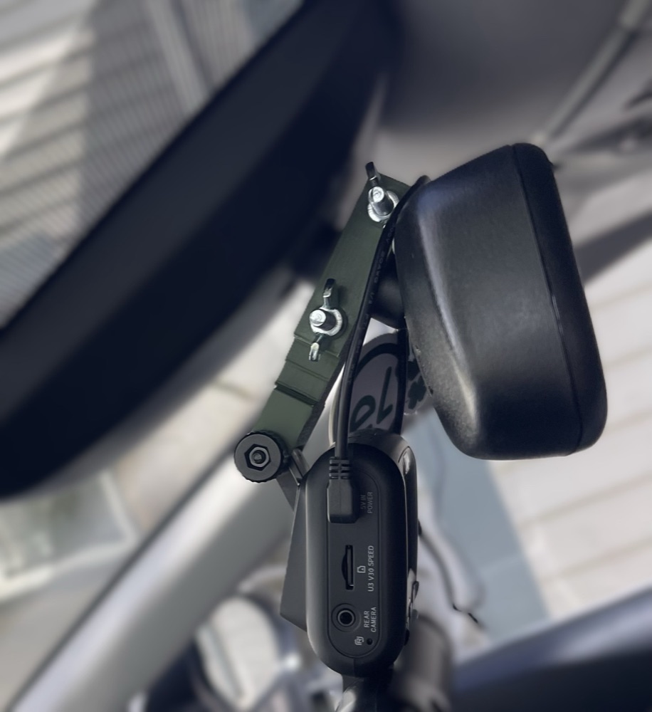 Toyota Camry Uyumlu Pruveeo Araç Kamerası Dikiz Aynası Braketi