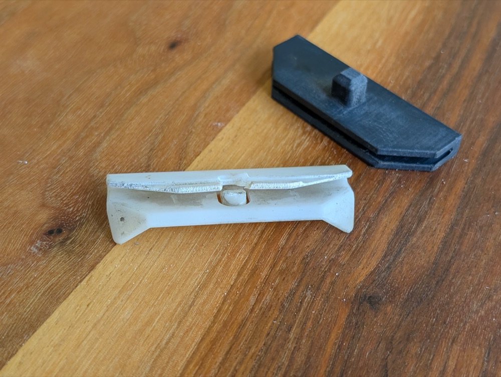 Toyota Celica 7. Nesil Tampon Klipsi (Kelepçesi) görsel 2