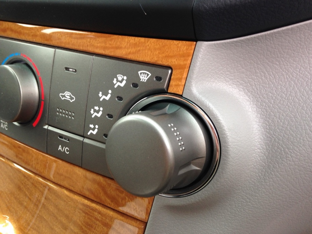 Toyota Highlander Klima Kontrol Düğmesi Tamir Parçası