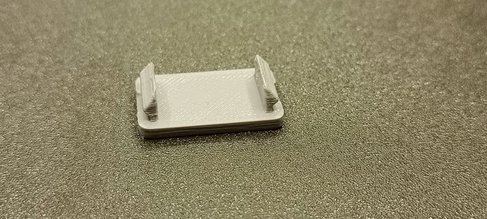 Toyota Land Cruiser Tutamak Vida Kapağı (74610-90K00) görsel 2