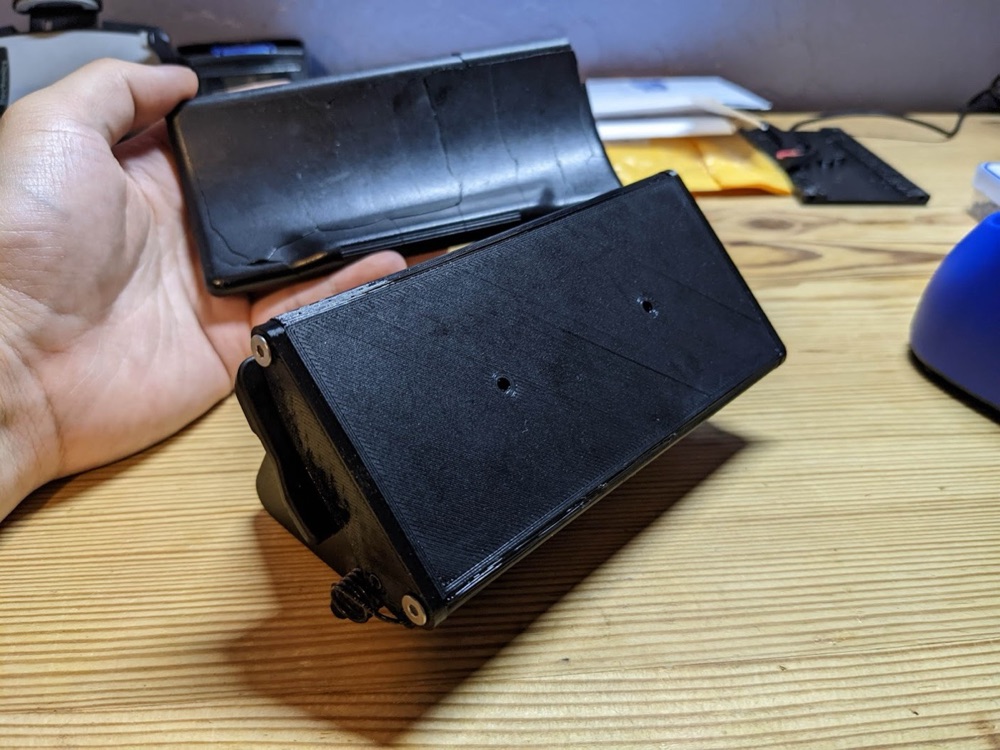 Toyota MR2 SW20 Küllük Kapağı ve Telefon Tutucu görsel 3