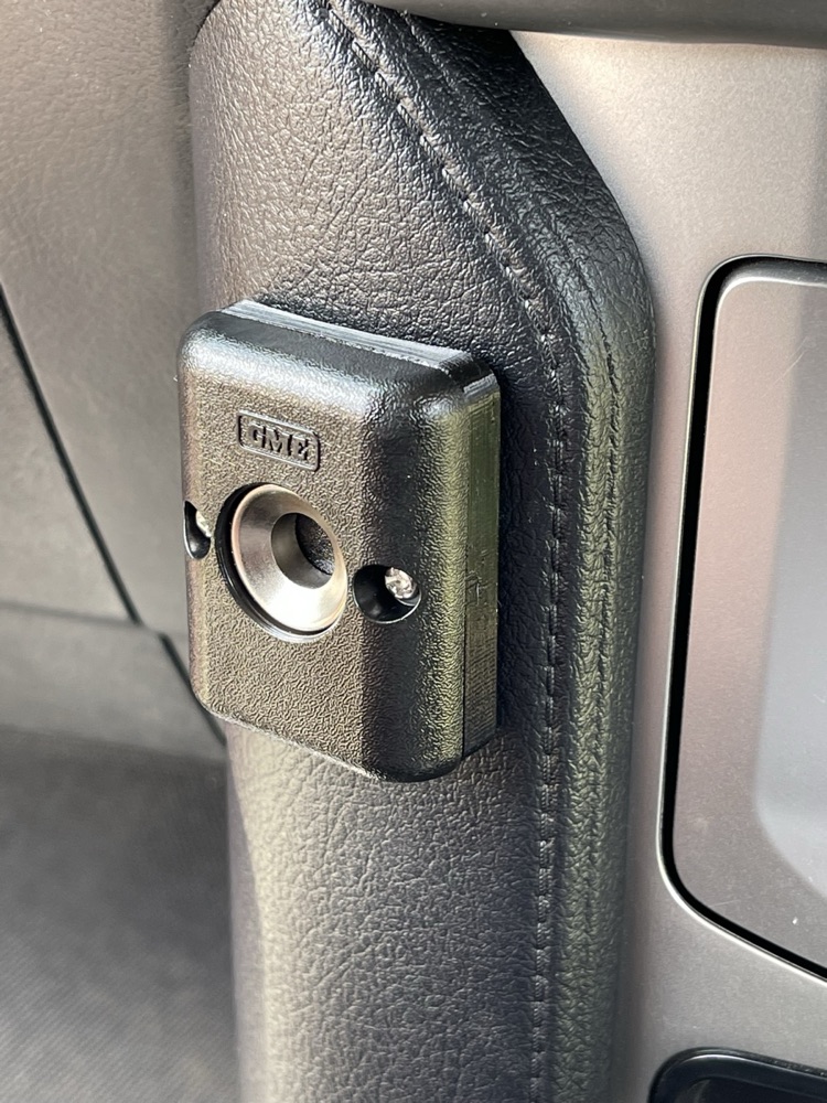 Toyota Prado GME XRS Telsiz Montaj Adaptörü görsel 2