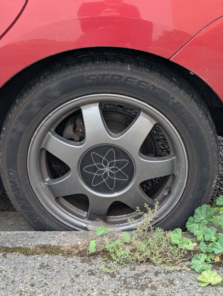 Toyota Prius Gen2 Jant Göbeği Kapağı