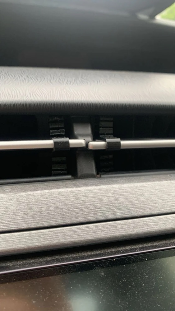 Toyota Prius Klima Menfez Kilidi (2014)