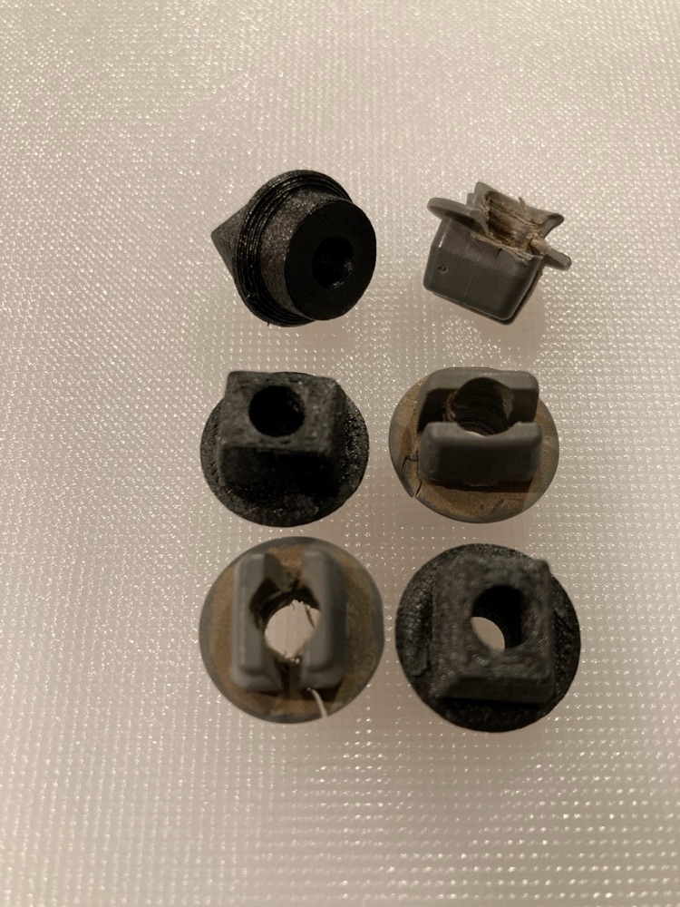 Toyota Radyatör Koruma Sacı Klips Yuvası (52116-0C090)