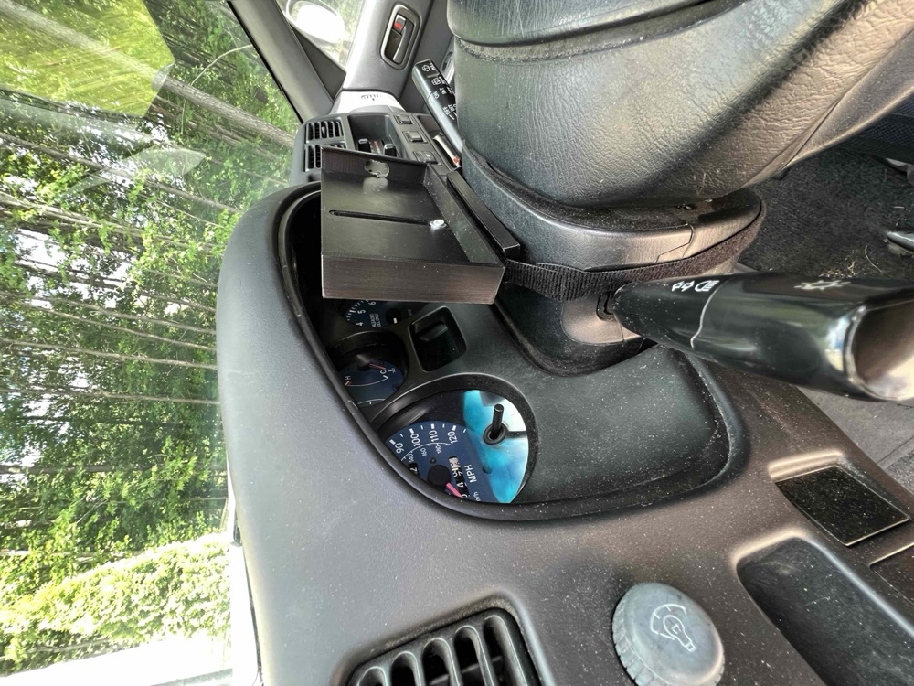 Toyota Rav4 (1996) Direksiyon Kolu Telefon Tutucu görsel 2