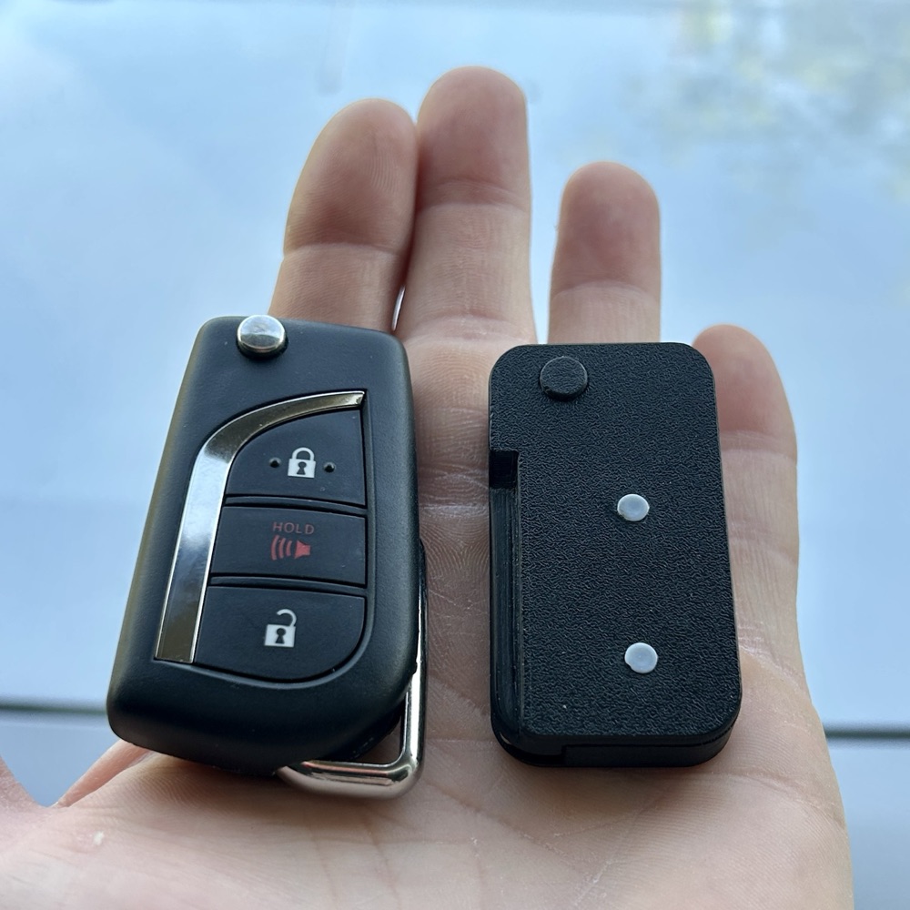 Toyota Sustalı Anahtar Kabı