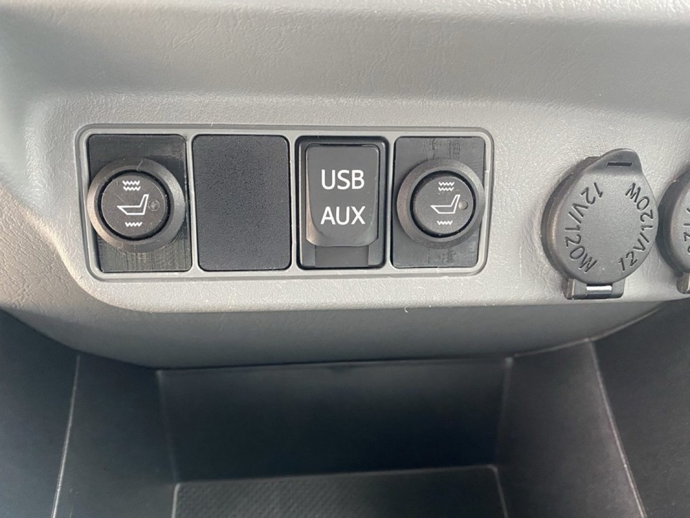Toyota Uyumlu Boş Tuş Yuvası Kapağı ve Anahtar Çerçevesi