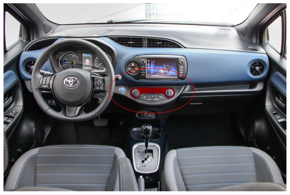 Toyota Yaris Klima Paneli Maskesi (2015 - 2019)