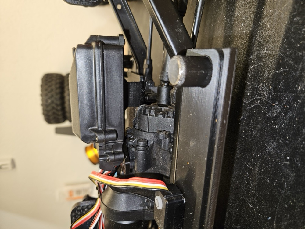 Traxxas TRX4 Toyota Uyumlu Yan Slider ve Kep Bağlantı Seti görsel 3