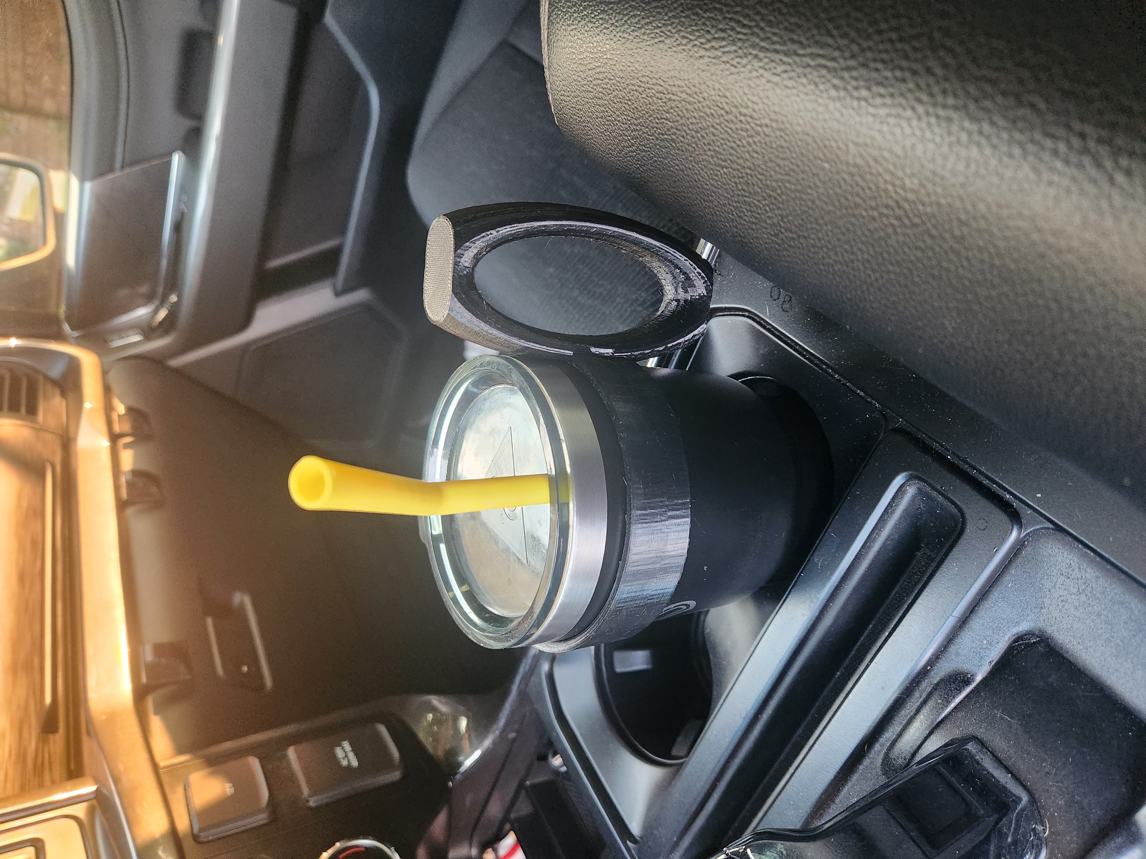 Ford F-150 Bardaklık 30oz Yüksek/Sıkmalı Kapak