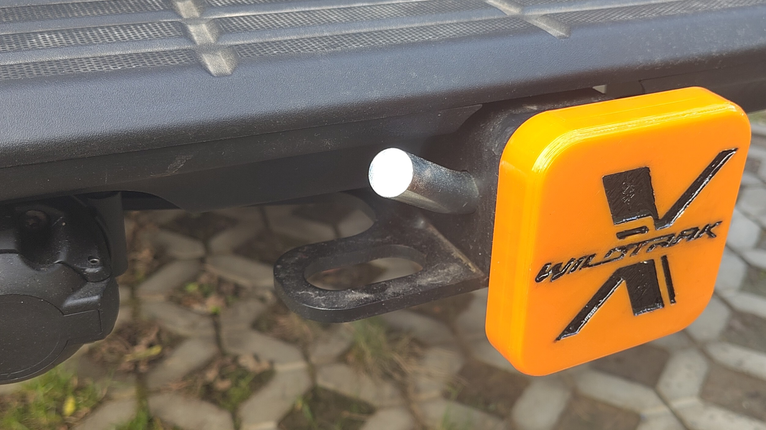 Ford Ranger Çeki Topuzu Kapağı görsel 2