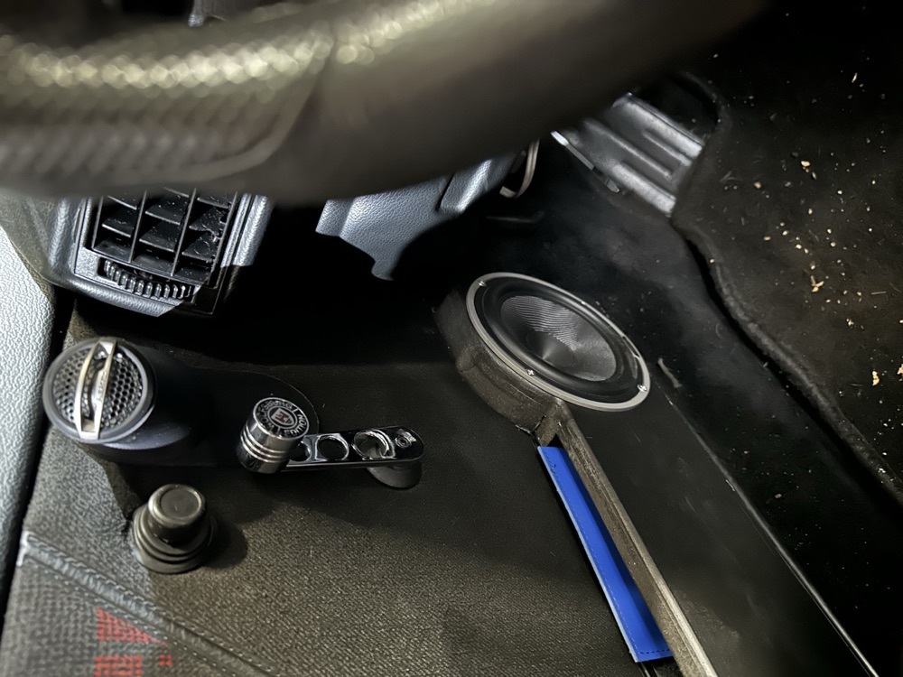 Volkswagen Golf 1 Cabrio MK1 Tweeter Hoparlör Yuvası