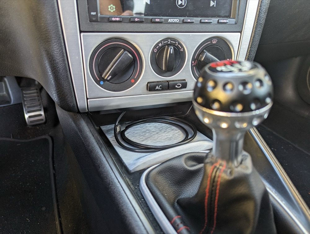 Volkswagen Golf MK4 Gizli USB Panel Braketi görsel 2