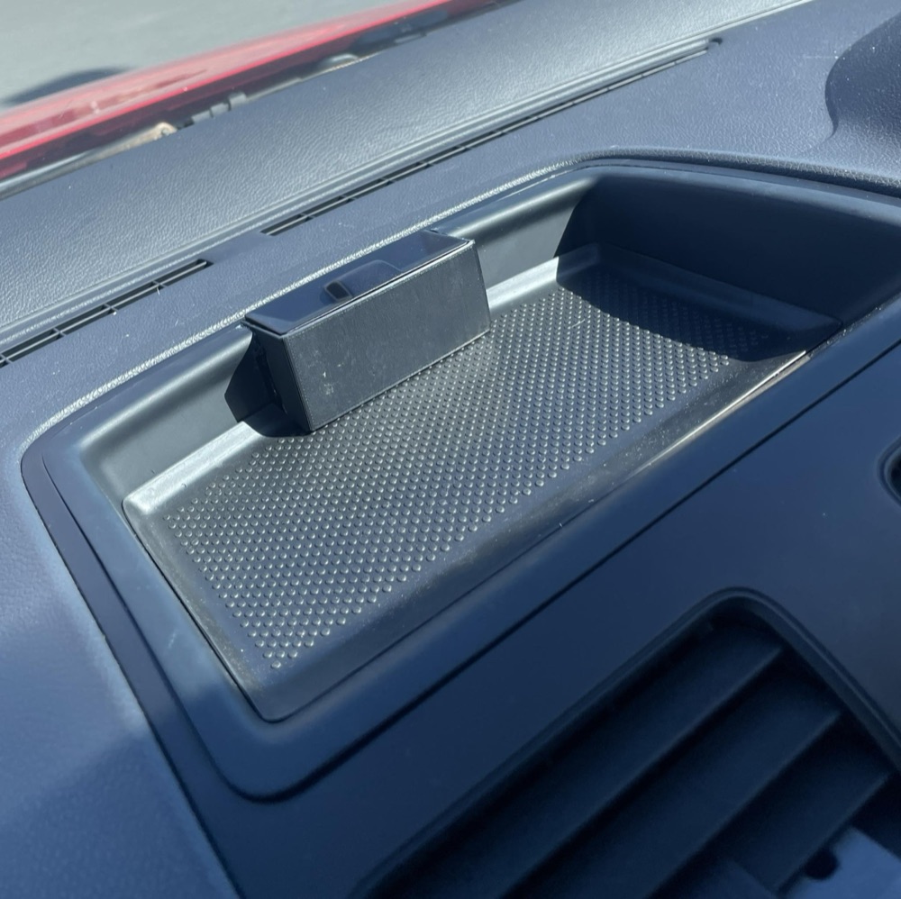 Volkswagen Golf MK5 Göğüs Sensör Montaj Aparatı