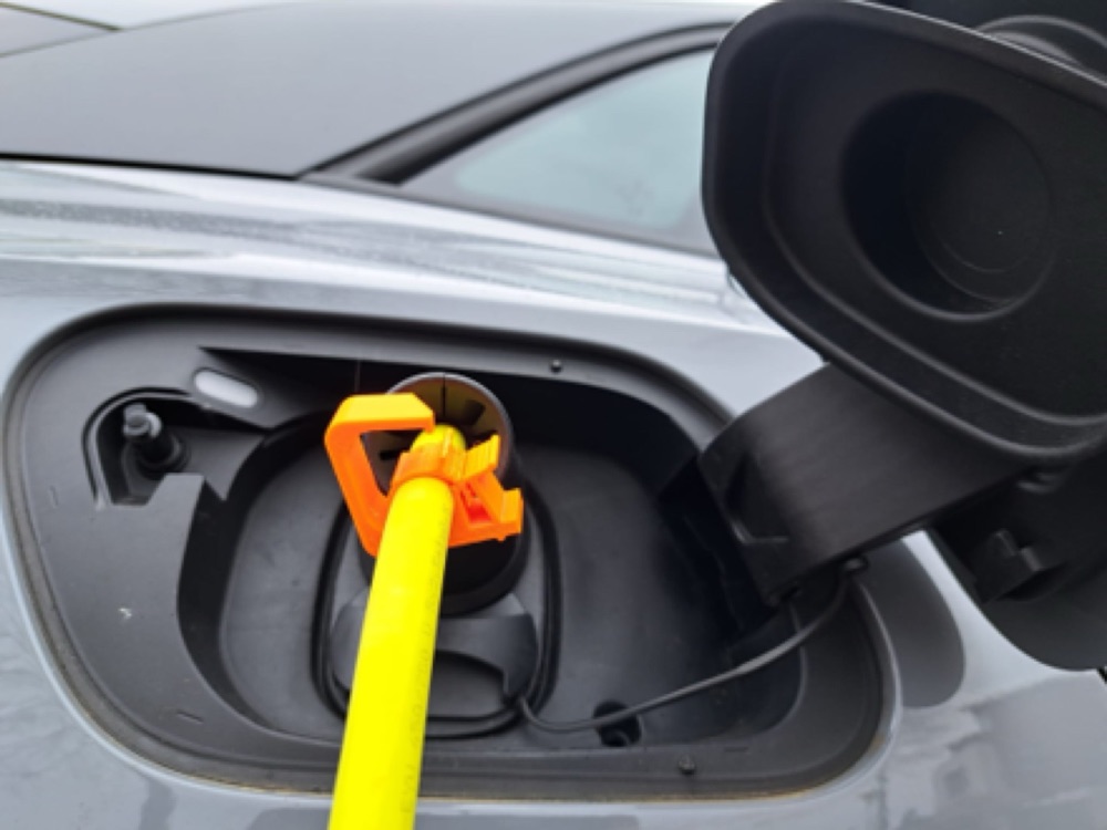 Volkswagen ID.4 Uyumlu Şarj Kapağı Tutucu Klips