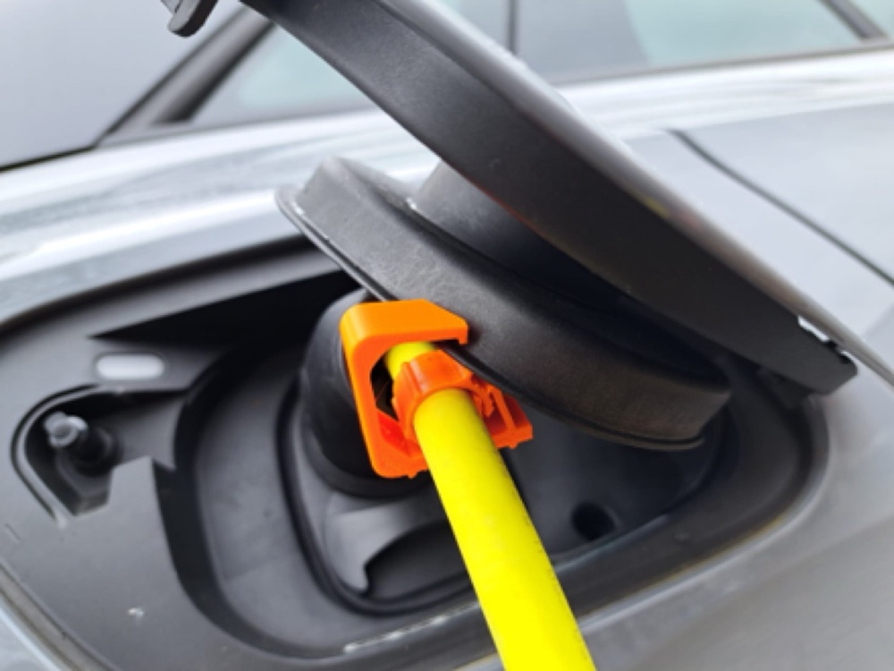 Volkswagen ID.4 Uyumlu Şarj Kapağı Tutucu Klips görsel 2