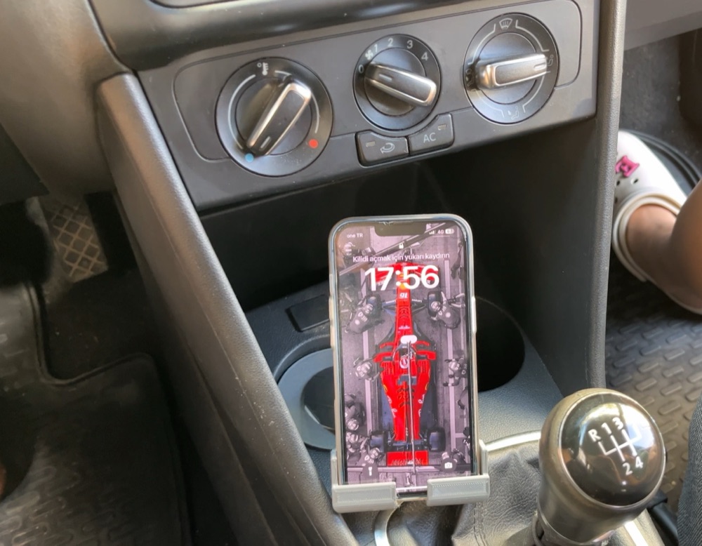 Volkswagen Polo 6R iPhone 13 Telefon Tutucu