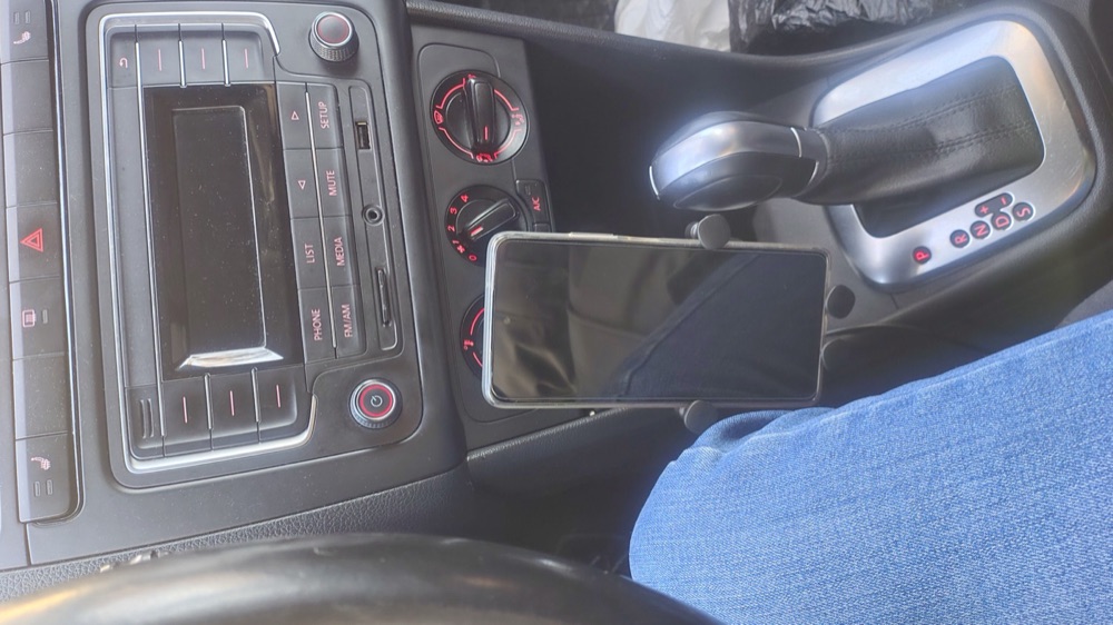 Volkswagen Polo Uyumlu Telefon Tutucu