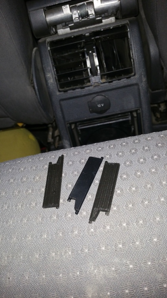 Volkswagen Touran Arka Koltuk Havalandırma Izgarası Klapesi