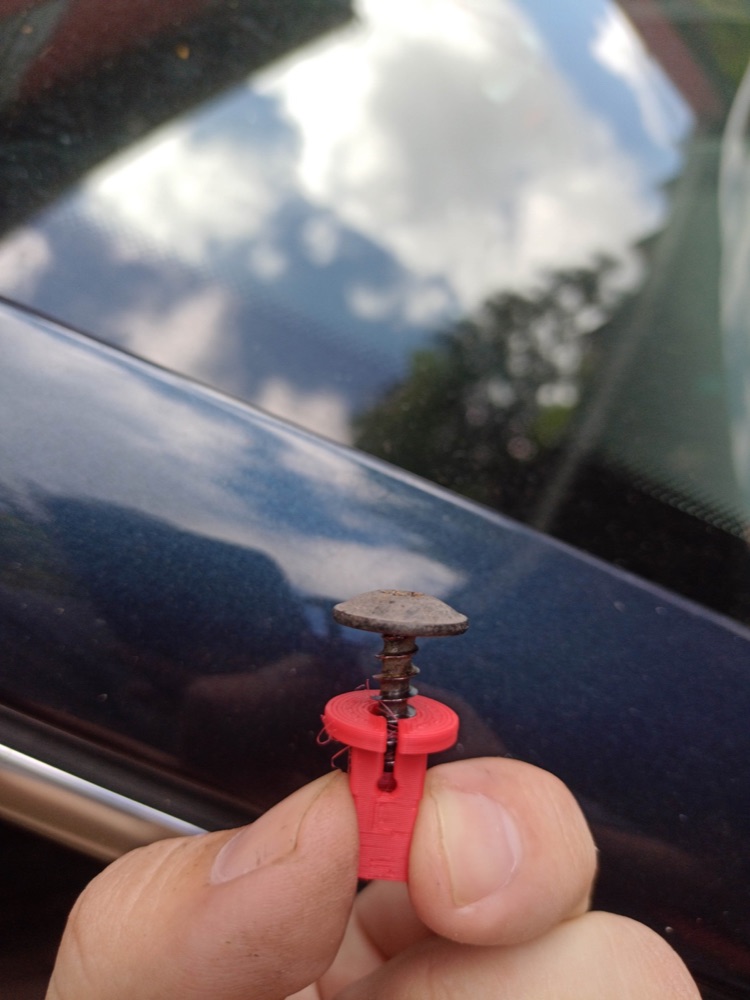 Volkswagen Uyumlu Döşeme ve Panel Klipsi görsel 2