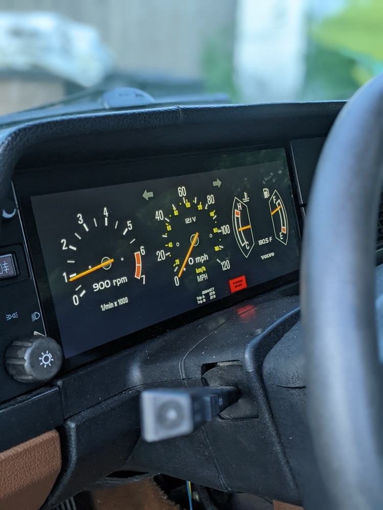 Volvo 240 12.3" LCD Ekran Montaj Braketi