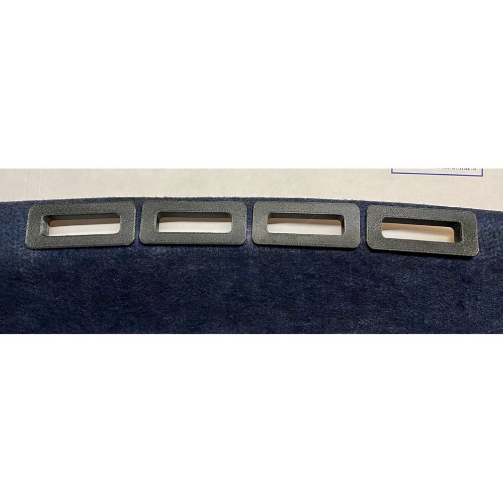 Volvo 240 Arka Panel Havalandırma Izgarası