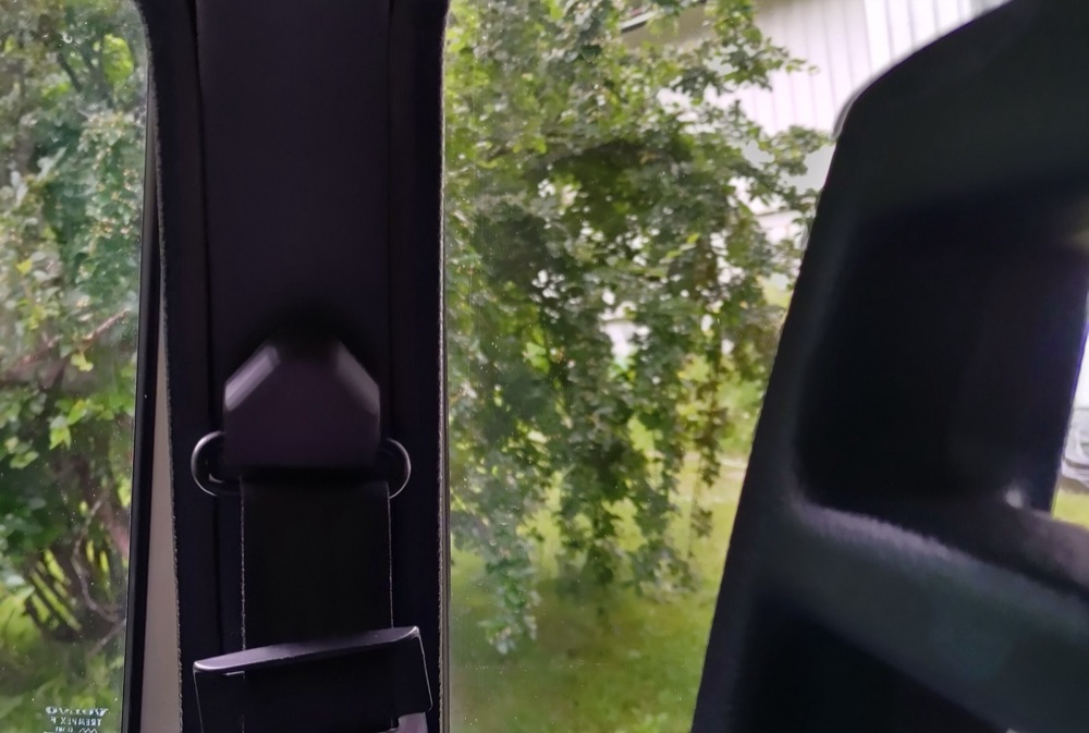 Volvo 240 Emniyet Kemeri Civata Kapagi görsel 2