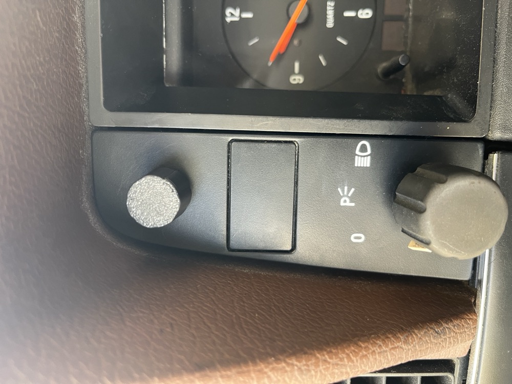 Volvo 240 Gösterge Paneli Aydınlatma Ayar Düğmesi