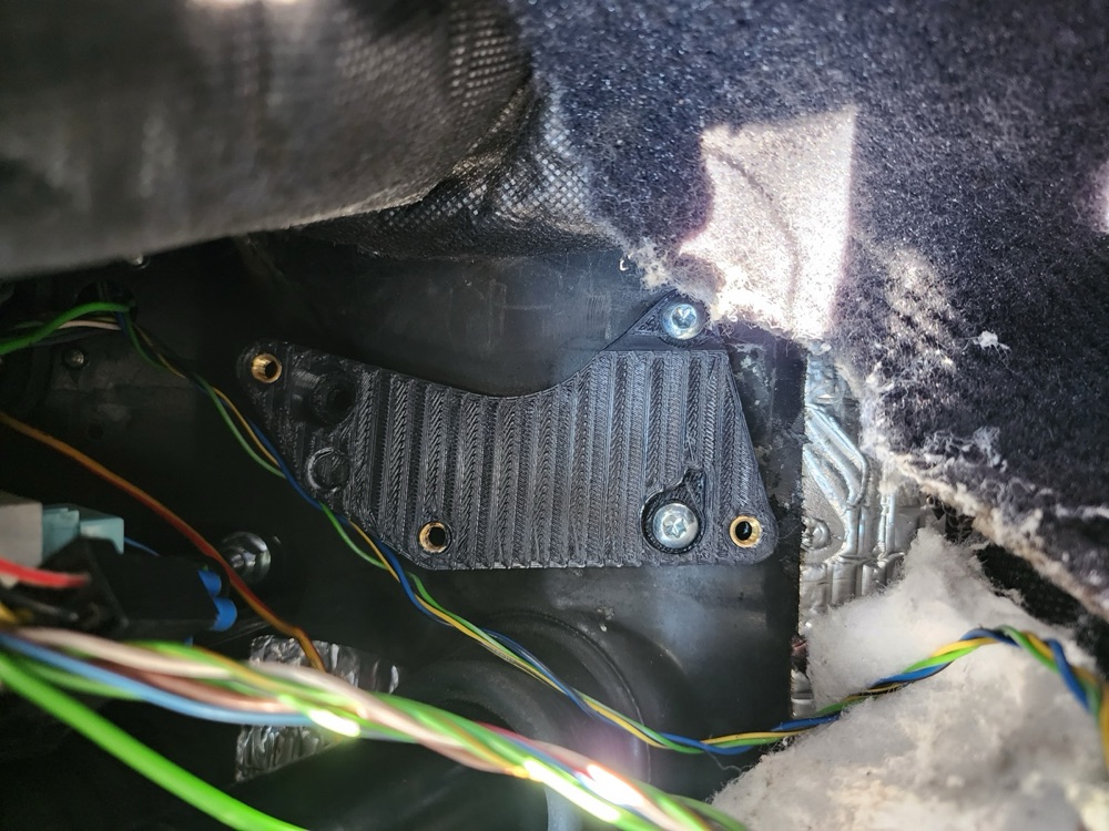 Volvo 240 için P2 Gaz Pedalı Adaptörü