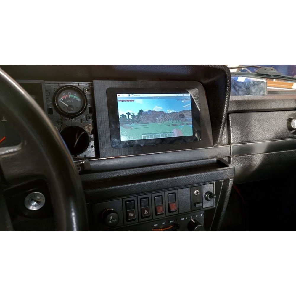 Volvo 240 Uyumlu Raspberry Pi 7 İnç Ekran Montaj Çerçevesi görsel 2