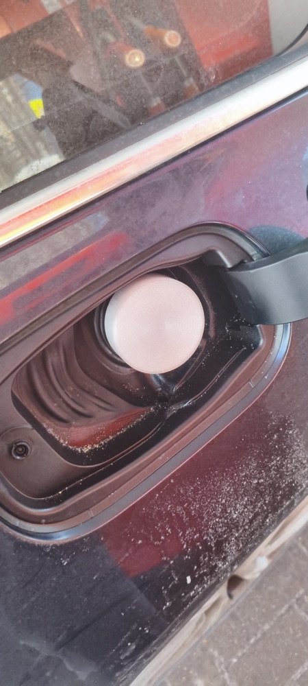Volvo Dizel Yakıt Depo Kapağı