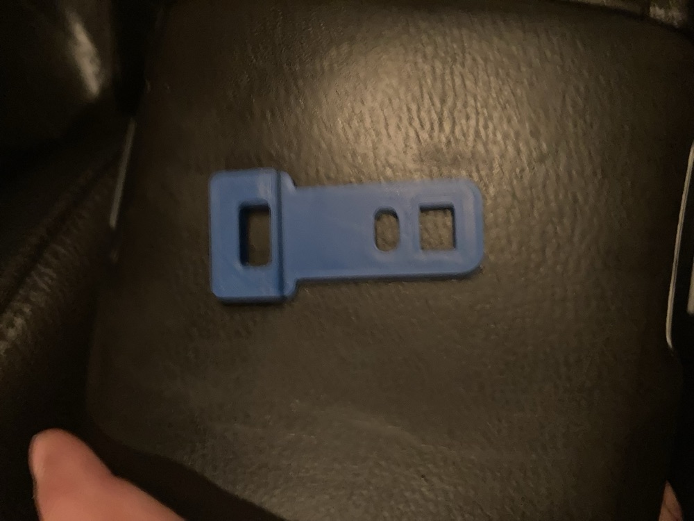 Volvo Emniyet Kemeri Bloklayıcı görsel 2