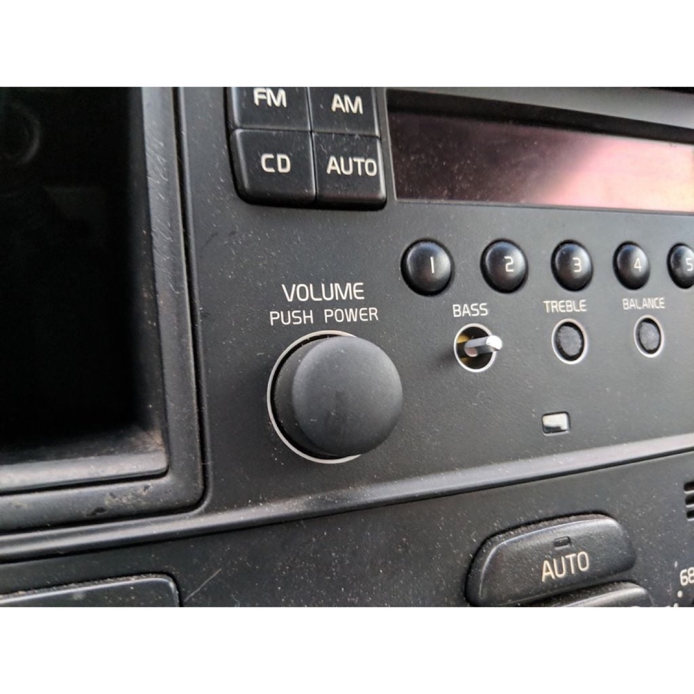 Volvo HU-850 Teyp Kontrol Düğmesi görsel 2