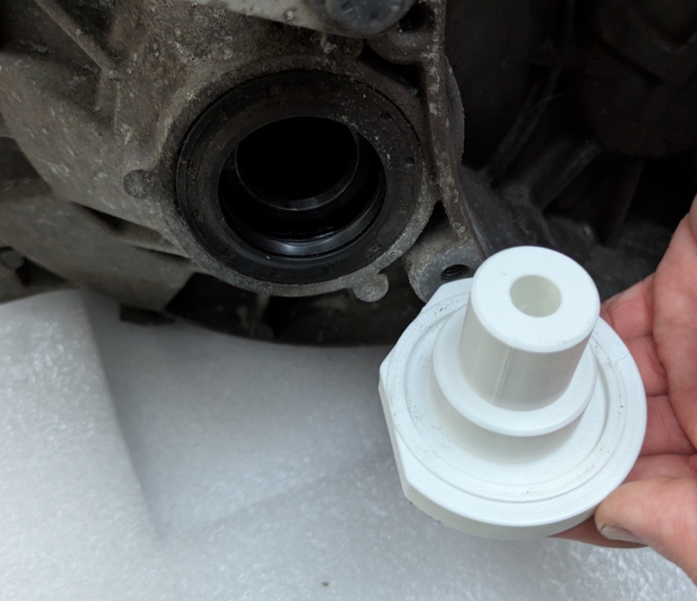 Volvo M56 Aks Keçesi Çakma Aparatı