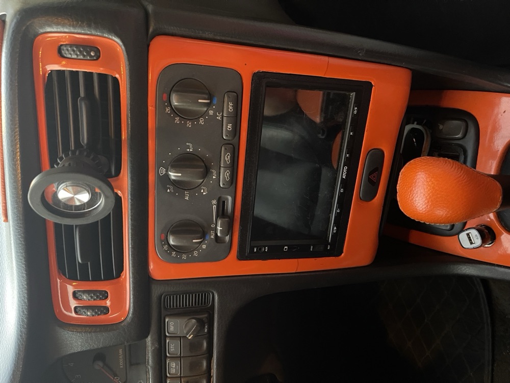 Volvo P80 (C70, S70, V70) 2DIN Radyo Adaptörü