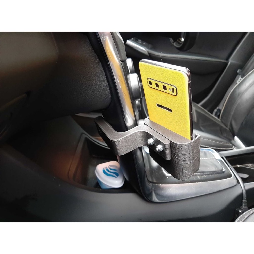 Volvo V40 Orta Konsol Telefon Tutucu