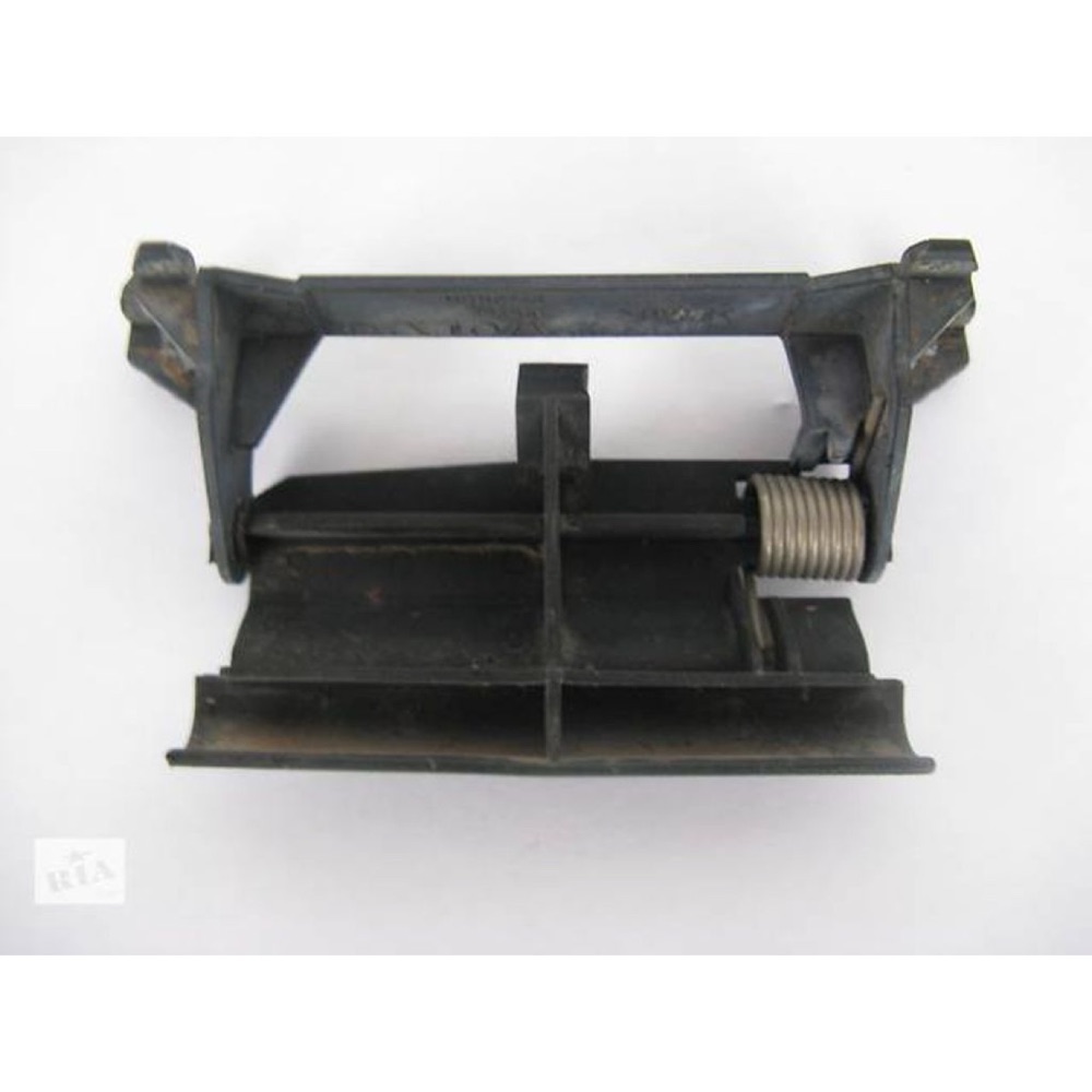 Volvo V70 1998 Kaput Açma Kolu