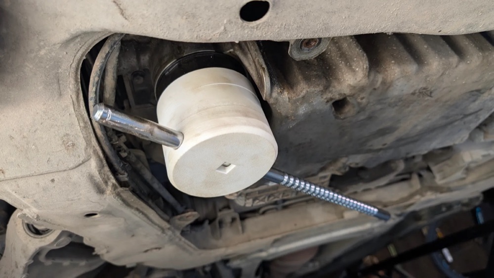 Volvo ve BMW Uyumlu Yağ Filtresi Sökme Aparatı (86.6 mm, 16 Köşeli)
