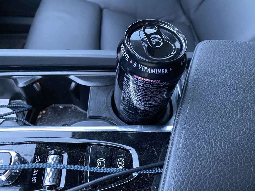 Volvo XC60 Uyumlu Bardak Tutucu