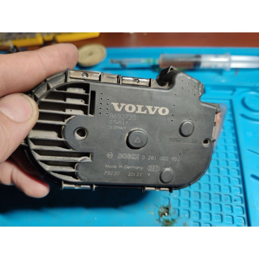 Volvo XC70 D5244T4 Elektronik Gaz Kelebeği Dişlisi görsel 3