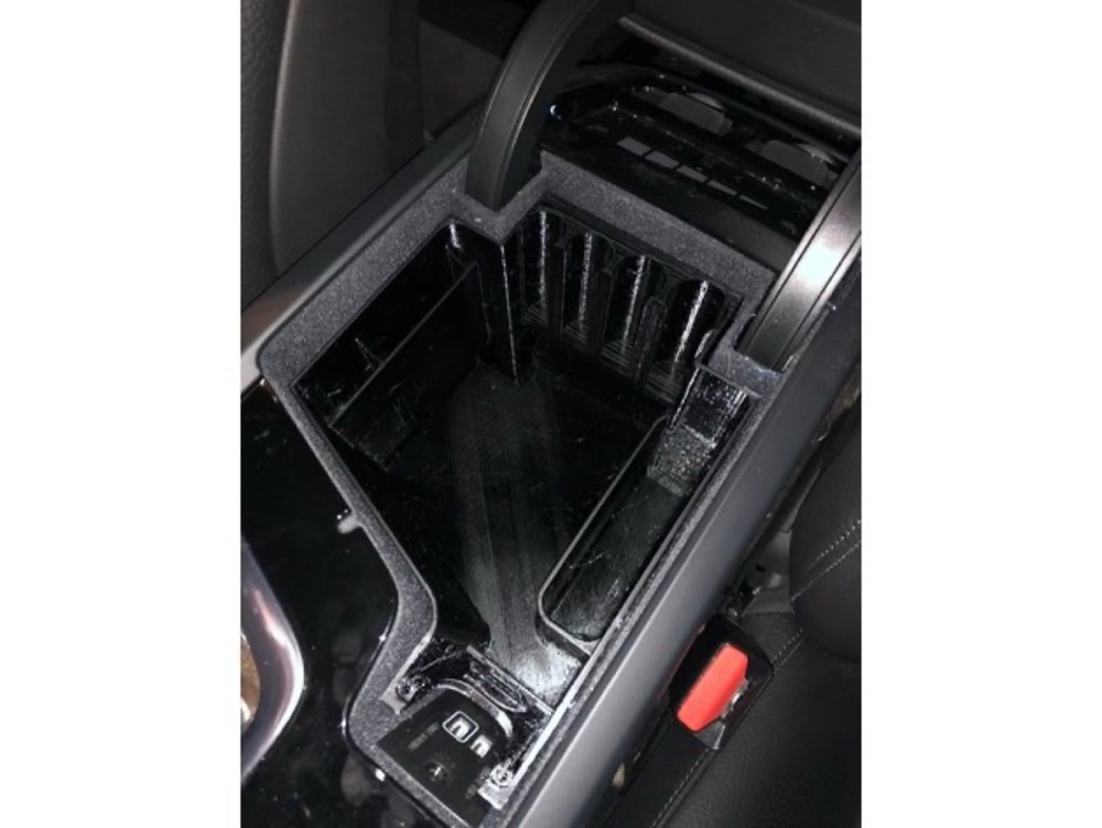 Volvo XC90 Konsol Düzenleyici Organizer görsel 2